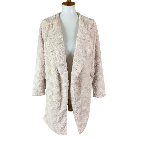 The Linen Duck Beige Textured Faux Fur Open Front Cardigan Small Soft Plush - Picture 1 of 7